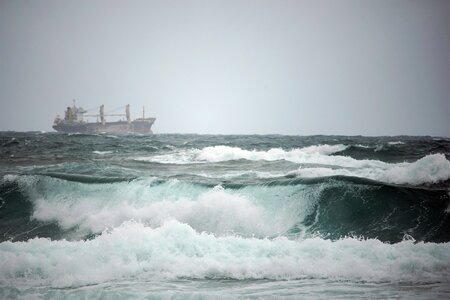 Webinar: Navigating stormy waters: hot topics in ship management