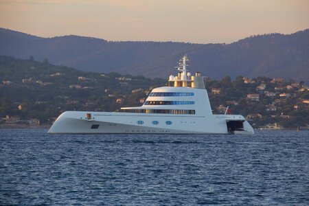 January sails - everything must go!