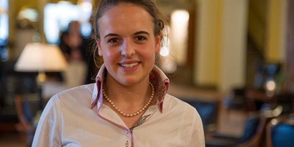 Robin Travis scholarship awarded for 2012